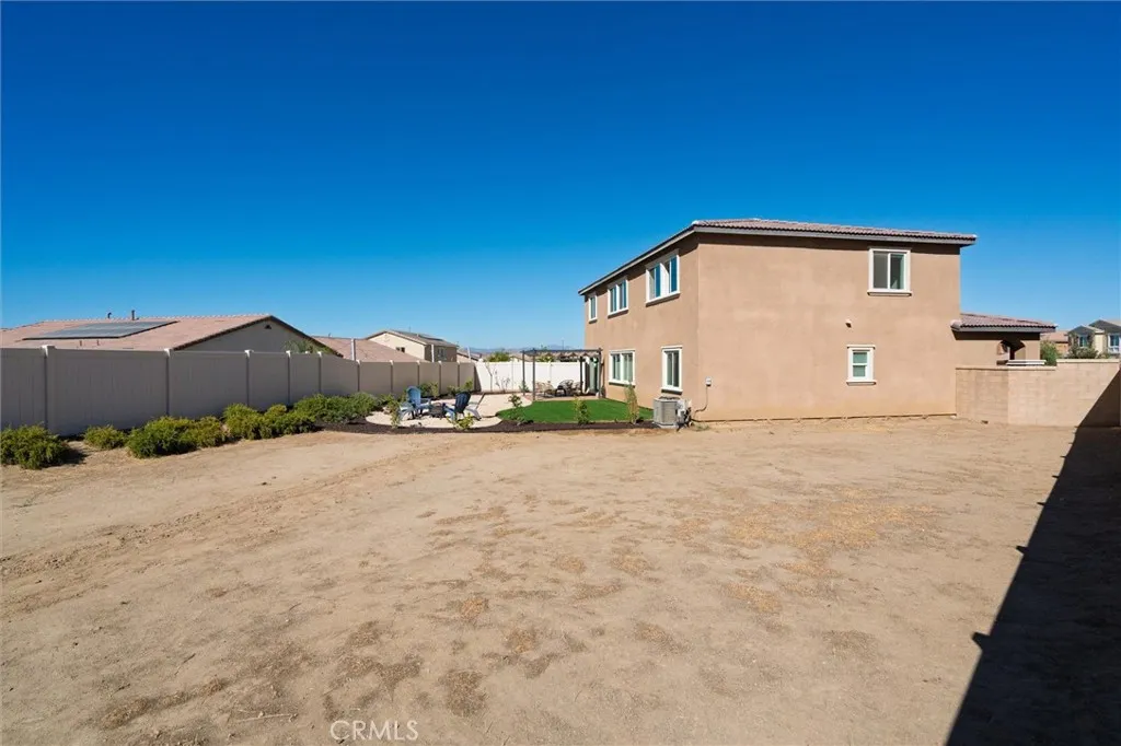 main property photo 50