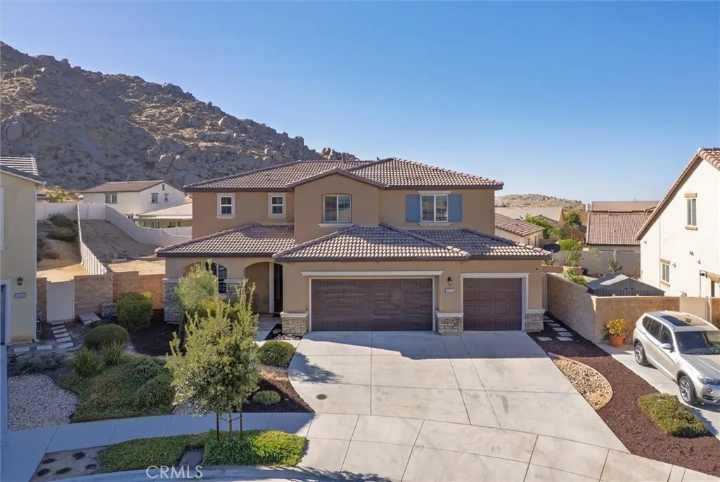 main property photo 53
