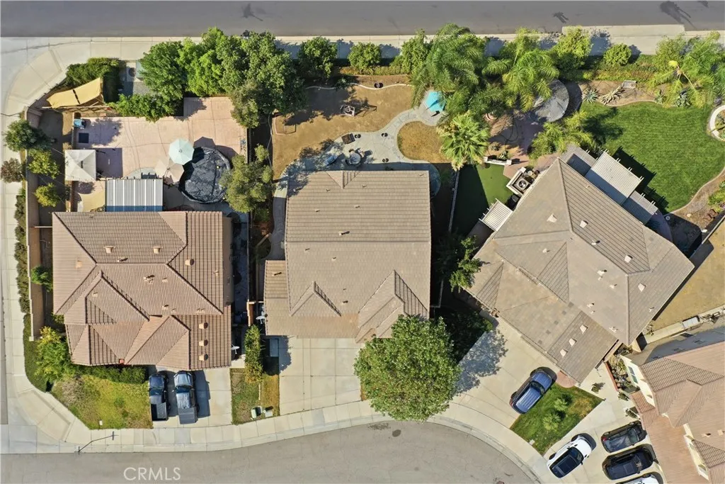main property photo 44