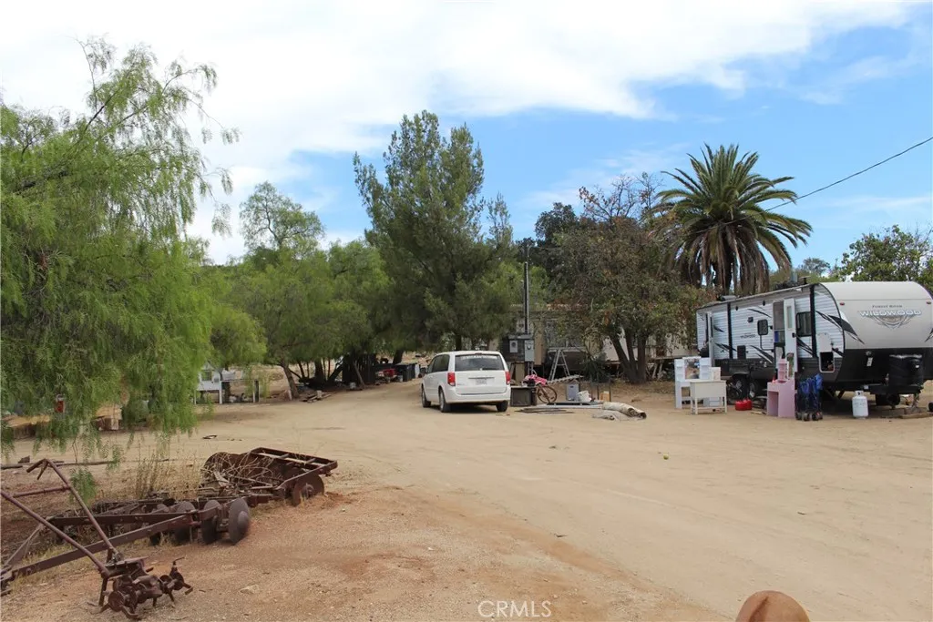 main property photo 8