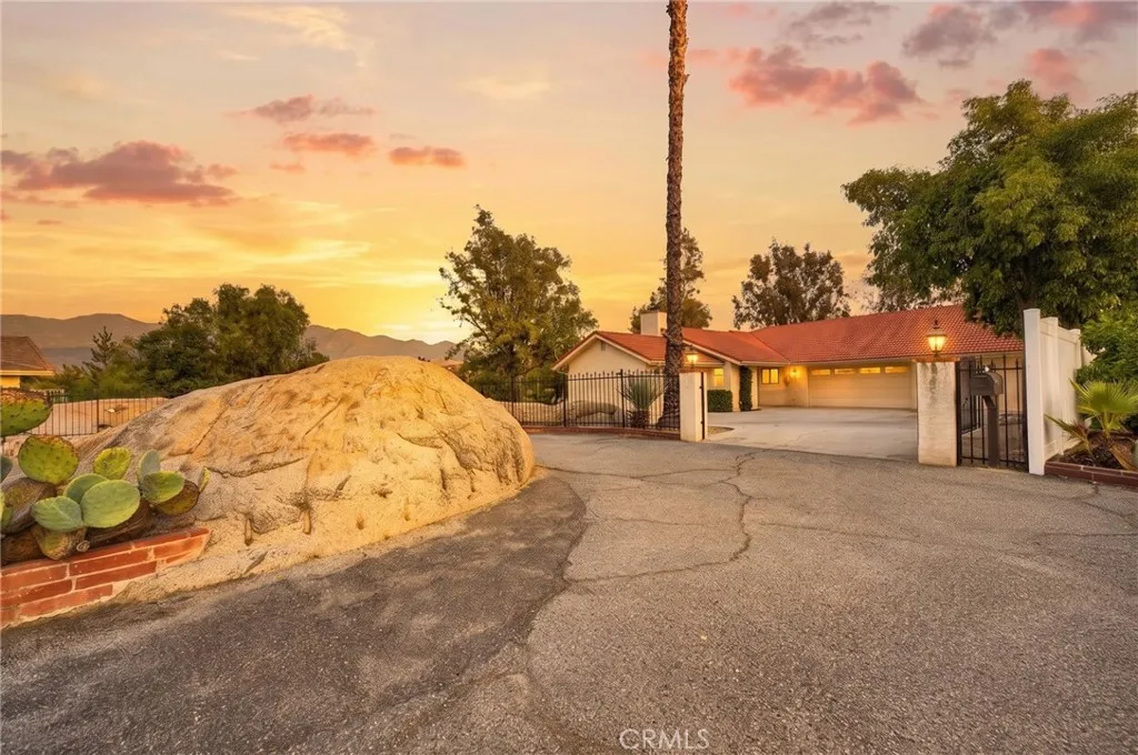 main property photo 67