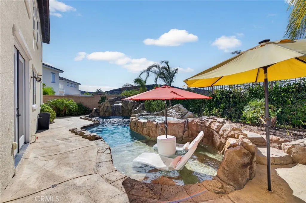 main property photo 70