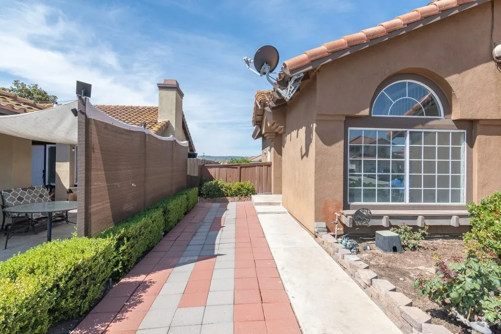 main property photo 51