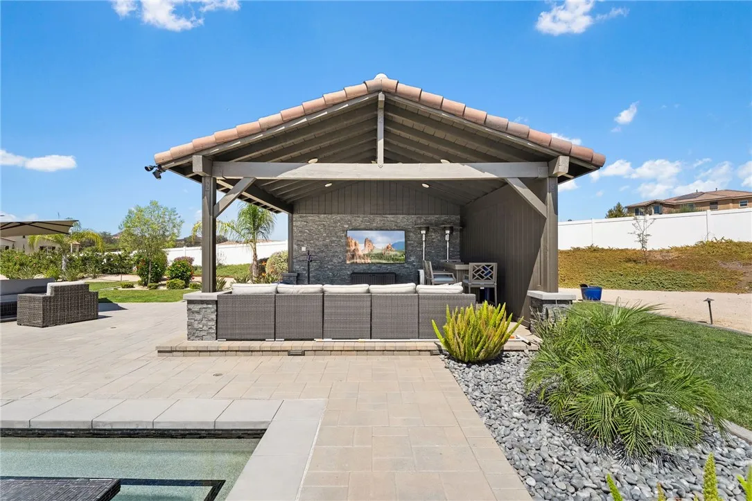 main property photo 56