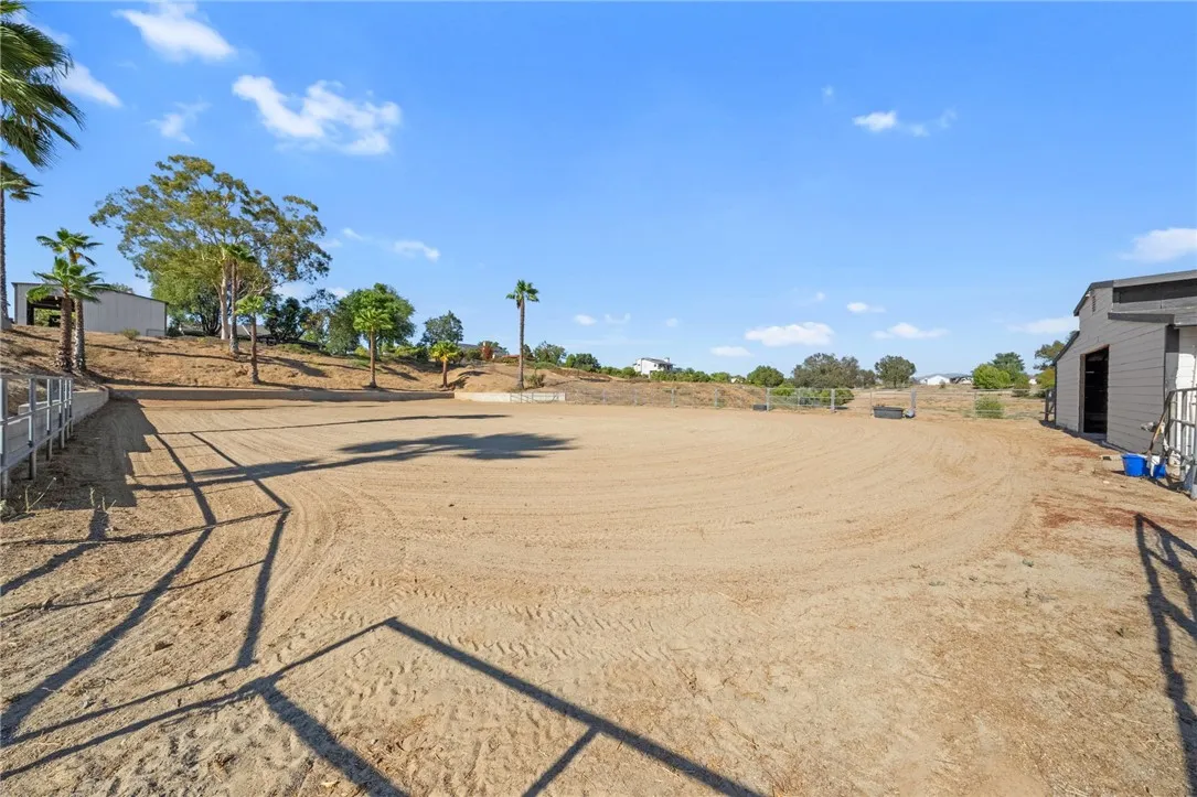 main property photo 54