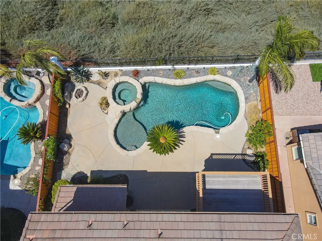 main property photo 49