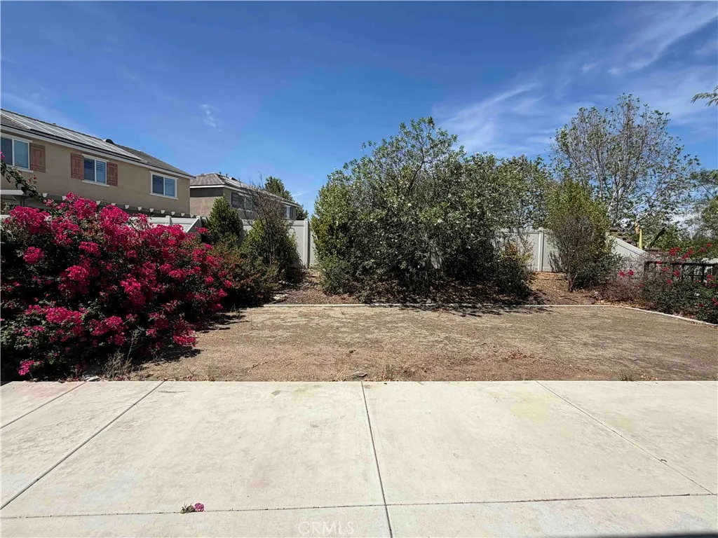 main property photo 29