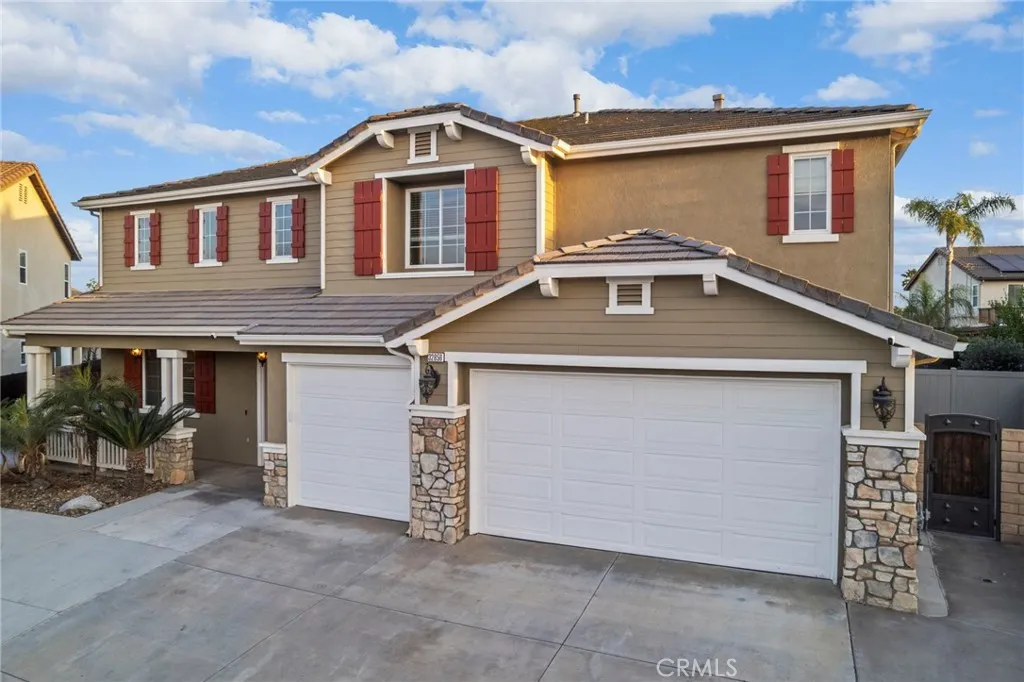 main property photo 6