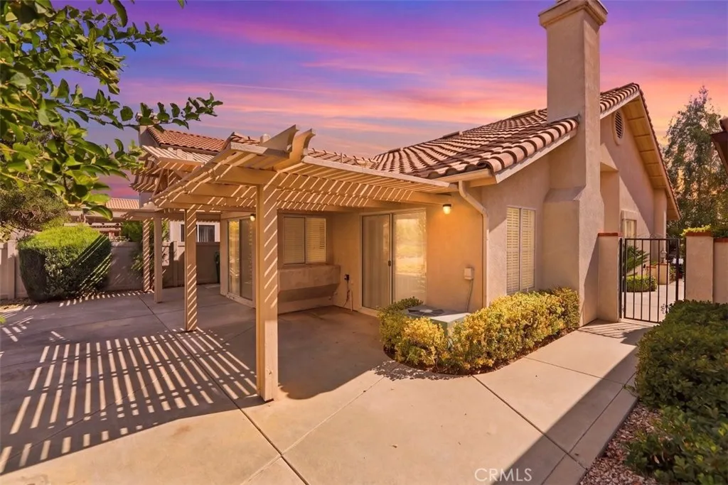 main property photo 25