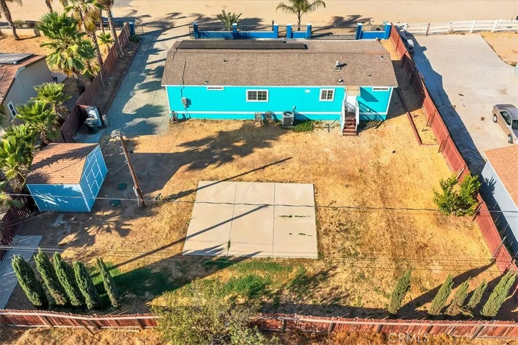 main property photo 26