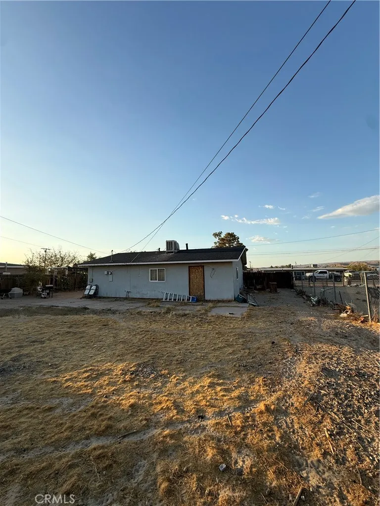 main property photo 9