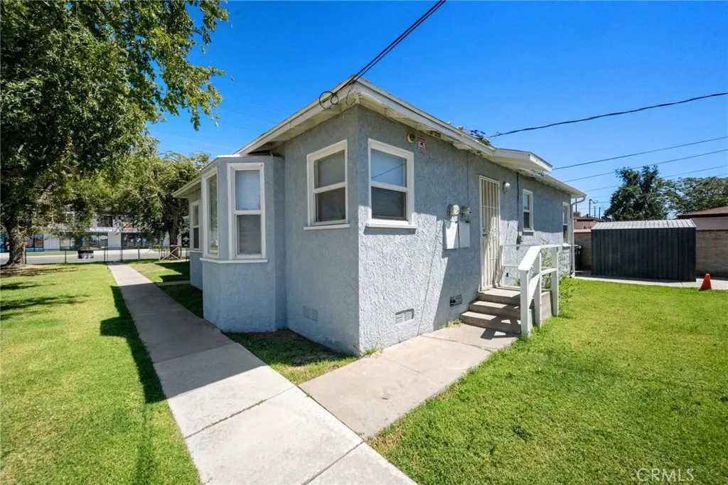 main property photo 27
