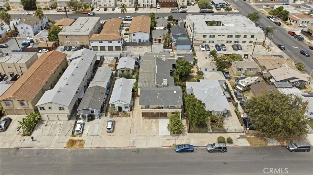 main property photo 14