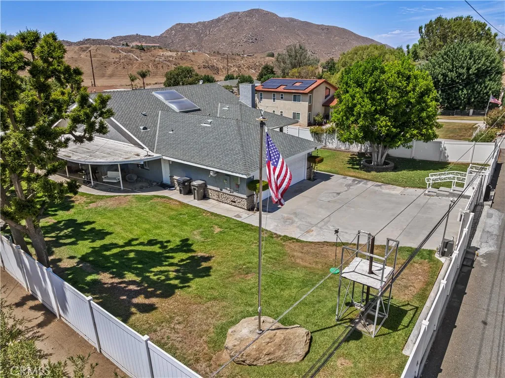 main property photo 65