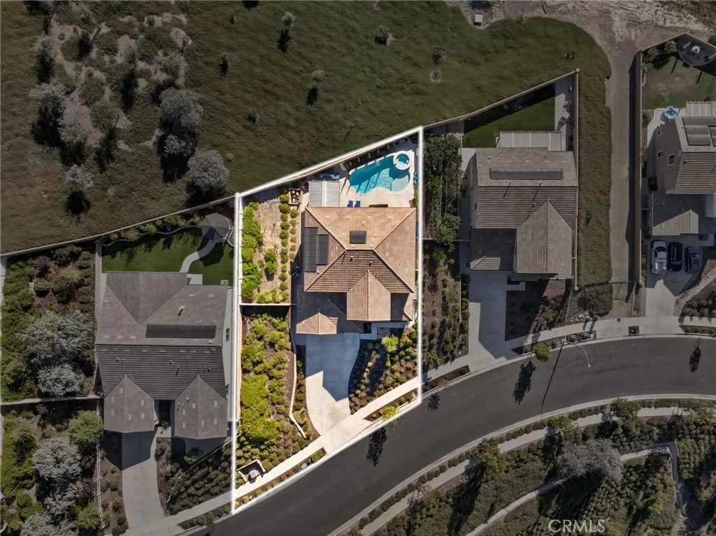 main property photo 47