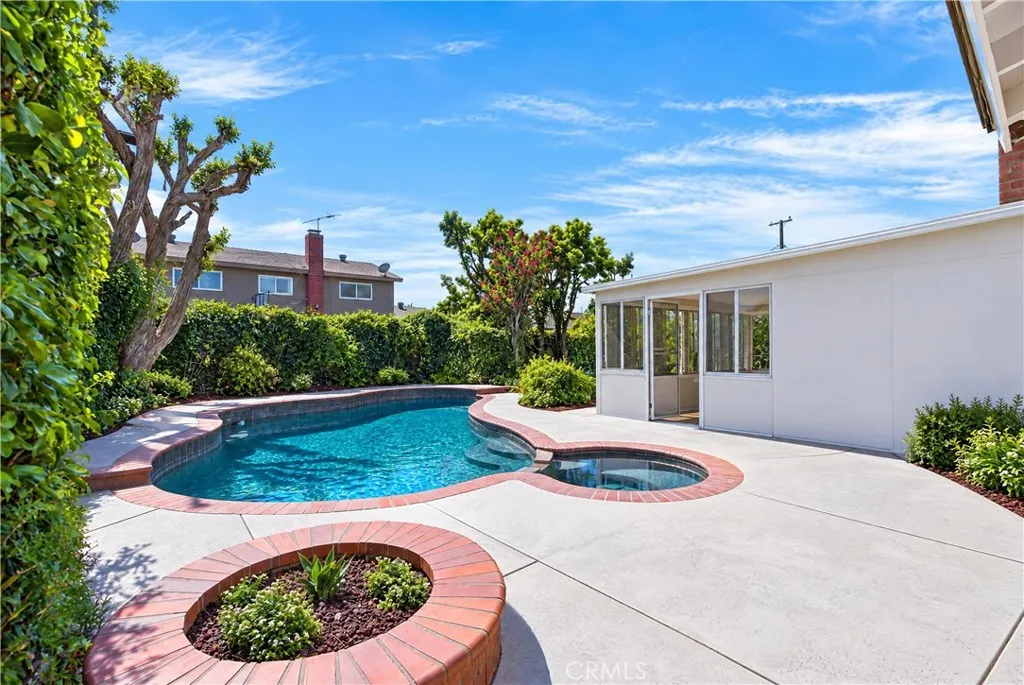 main property photo 59