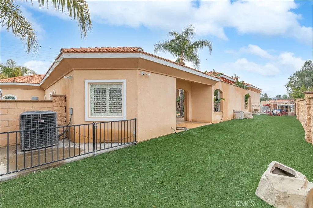main property photo 49