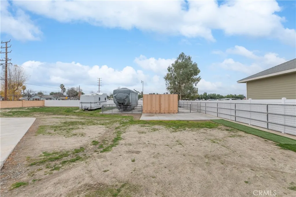 main property photo 53