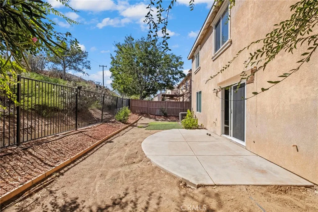 main property photo 40