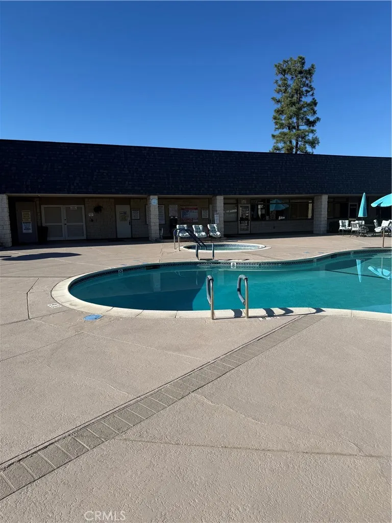 main property photo 41