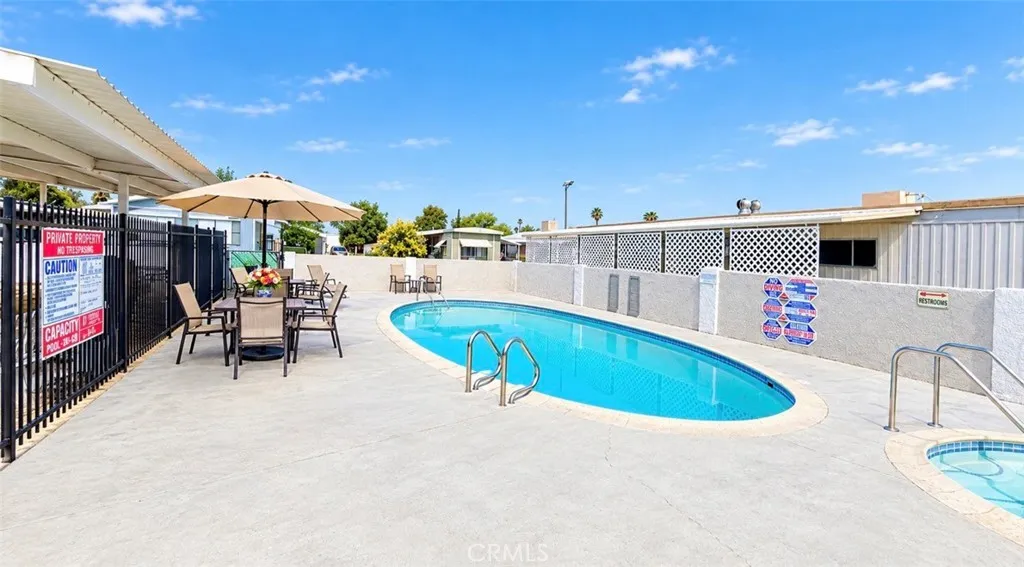 main property photo 50