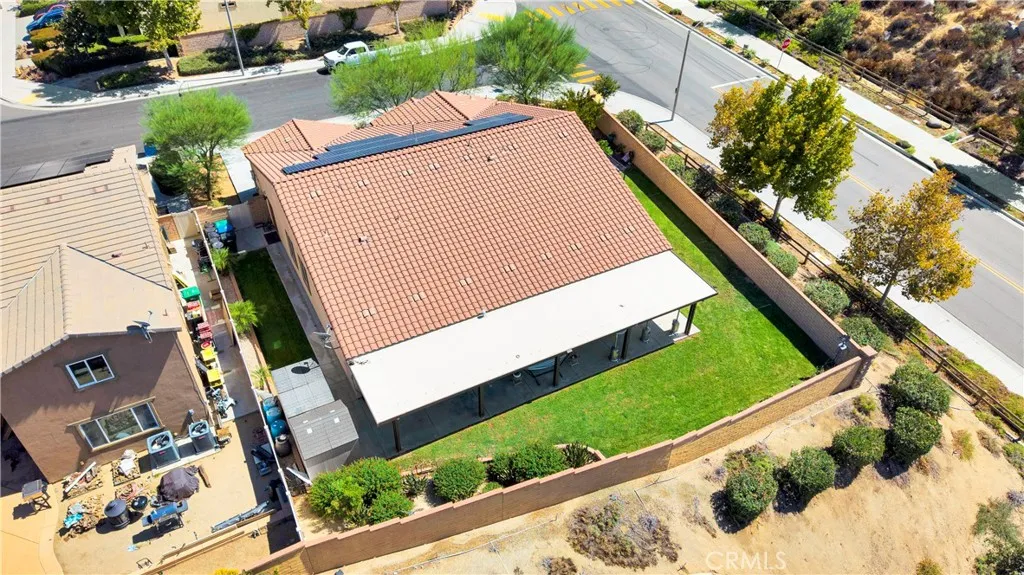 main property photo 35