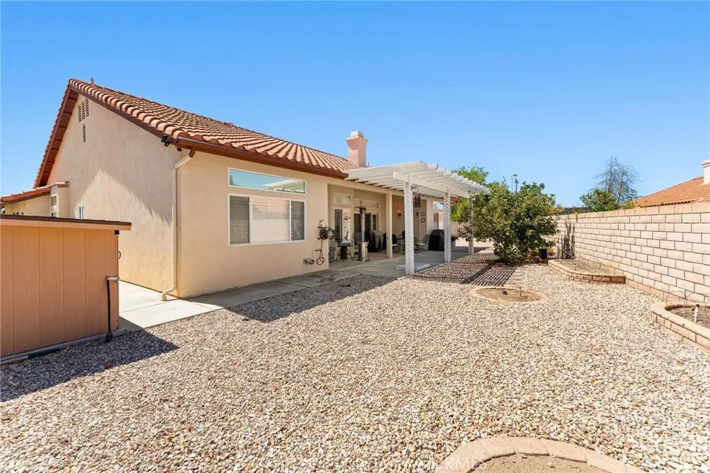 main property photo 23