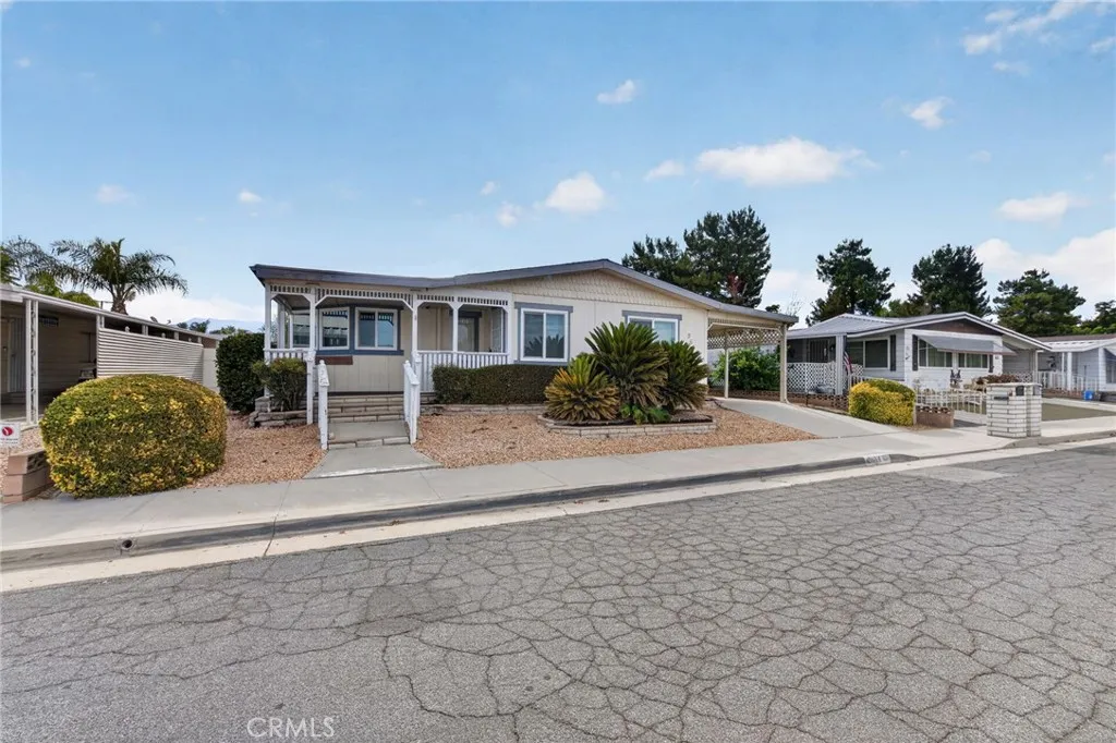 main property photo 66