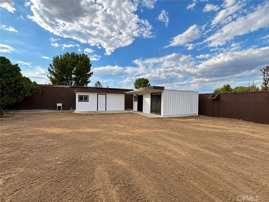 main property photo 36