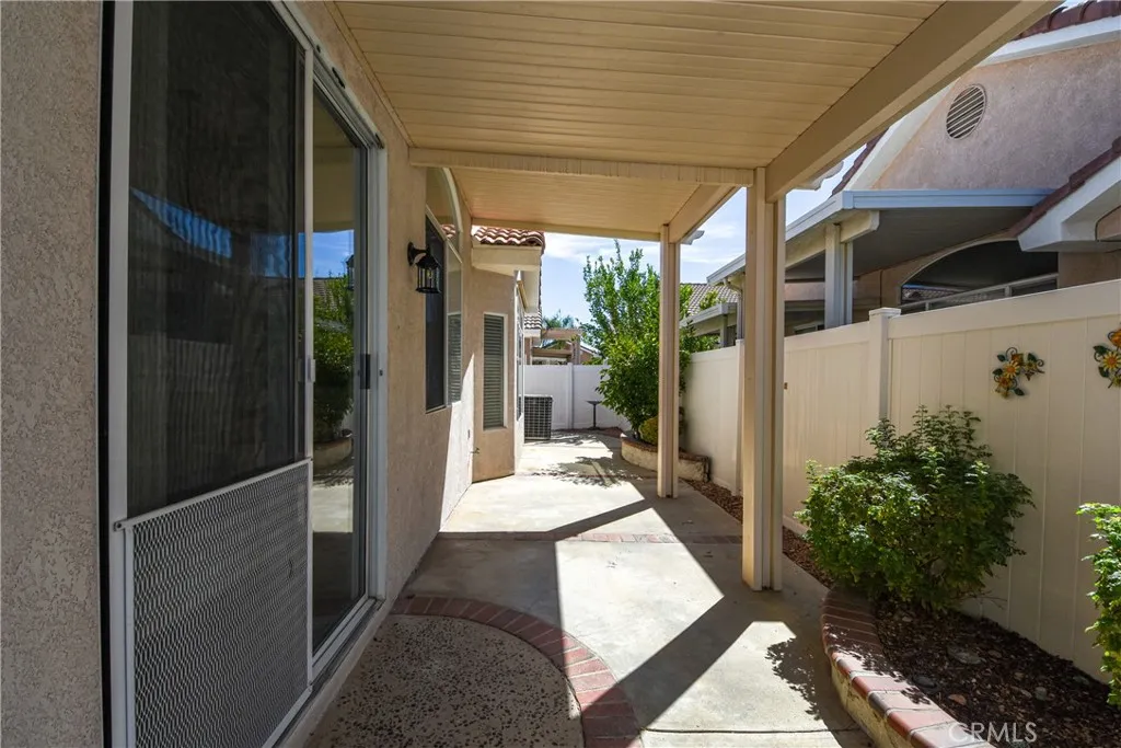 main property photo 25