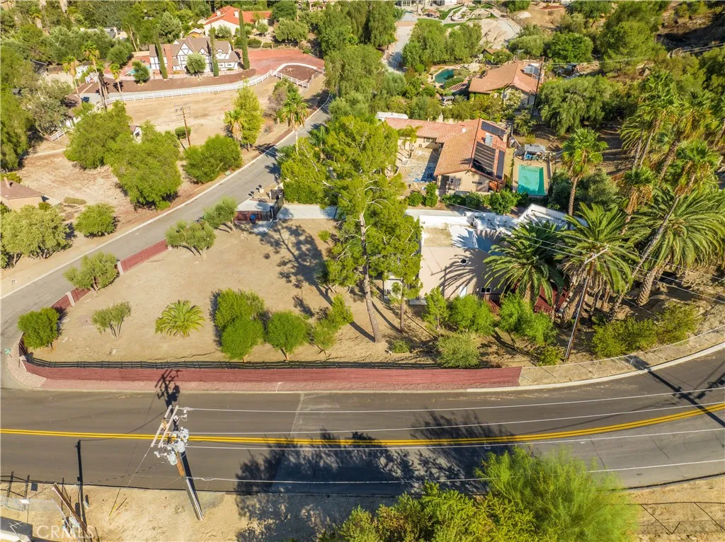 main property photo 48