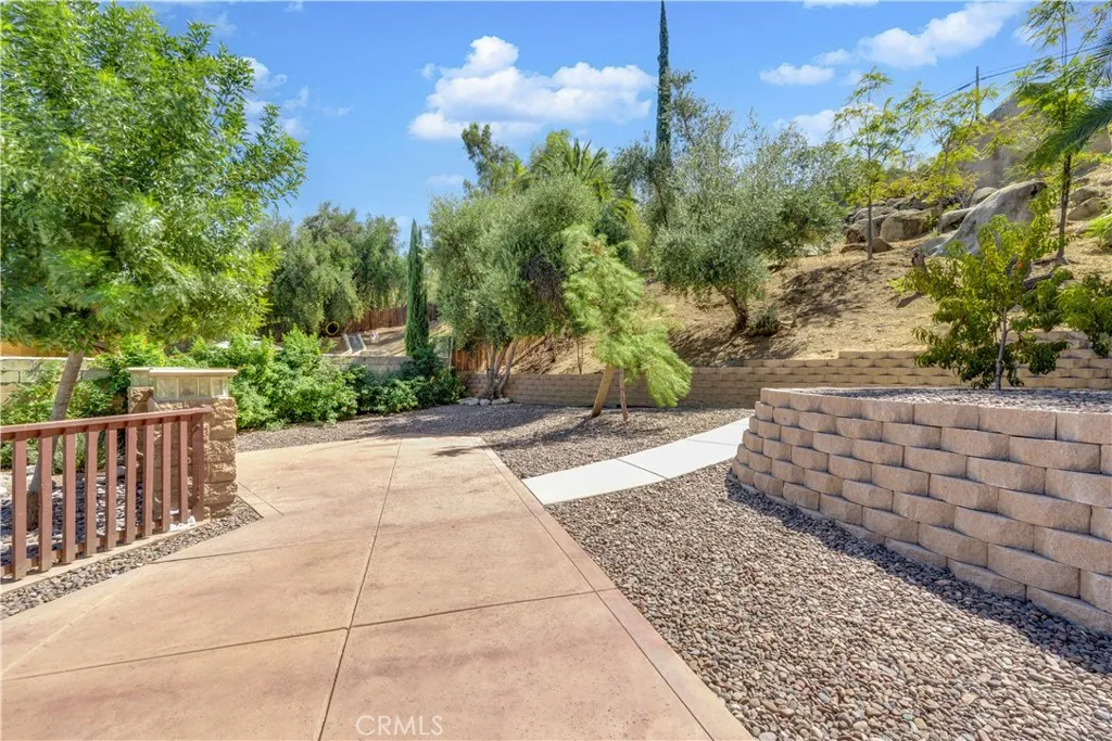 main property photo 67