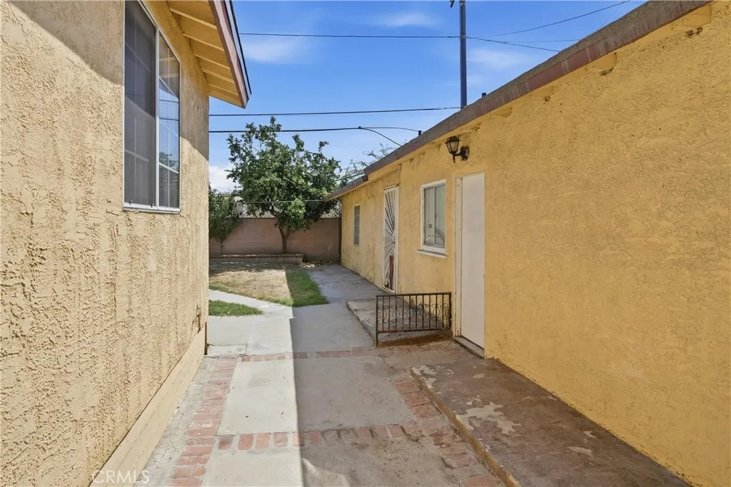 main property photo 21