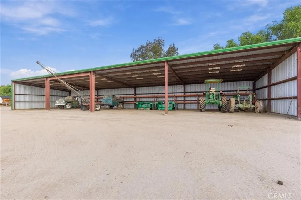 main property photo 44