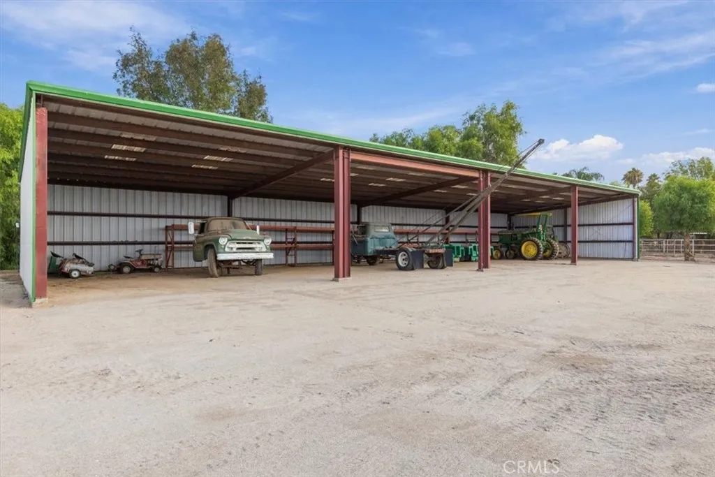 main property photo 45