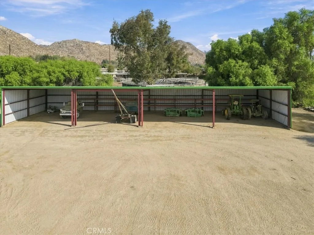 main property photo 58