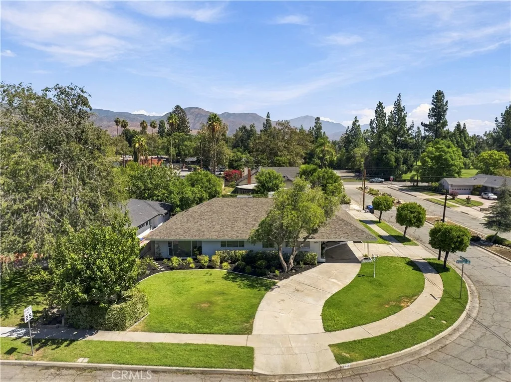 main property photo 60