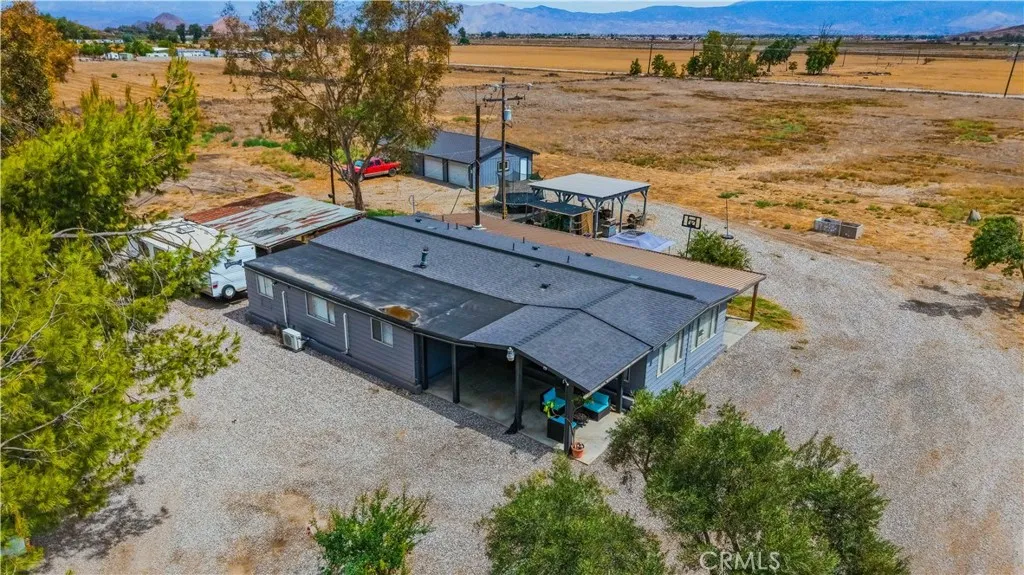 main property photo 5