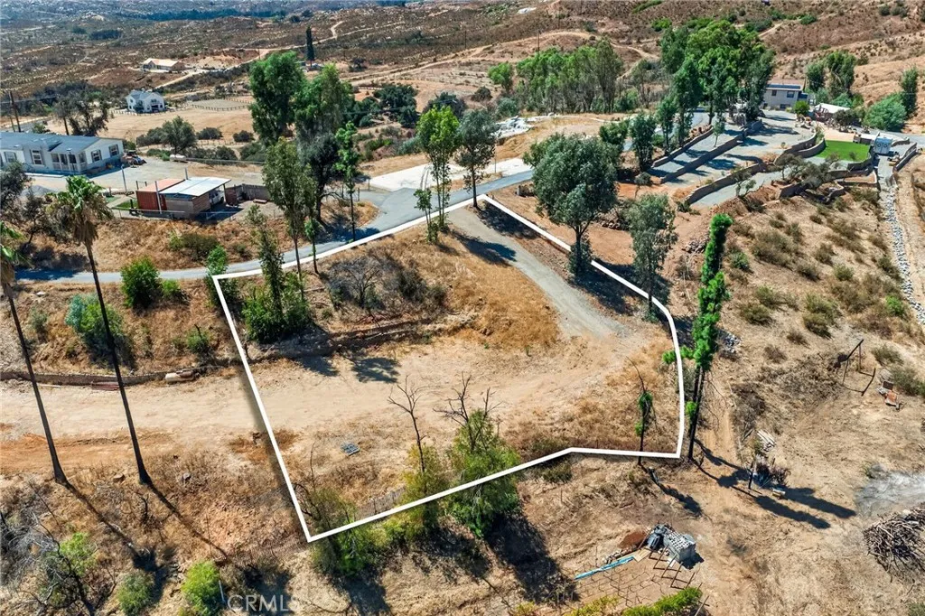 main property photo 10