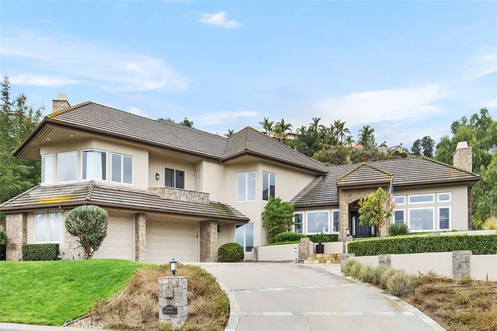 main property photo 0