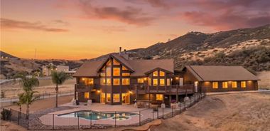 image of property with 4 Bed | 3 Bath | 5,103 Sqft