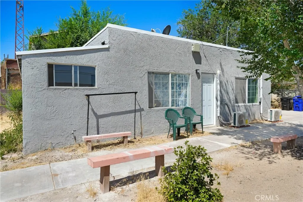 main property photo 13