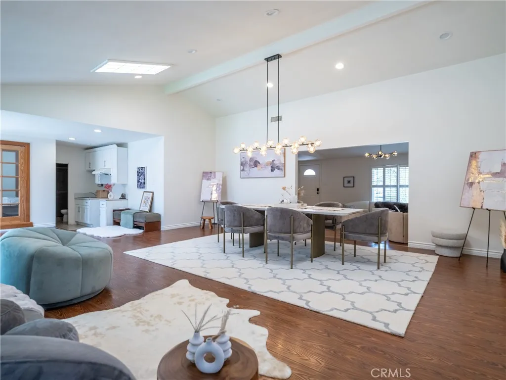 property viewer photo 12