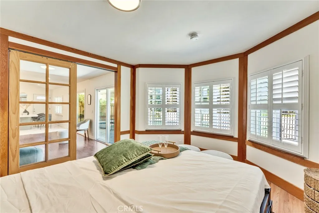 property viewer photo 13