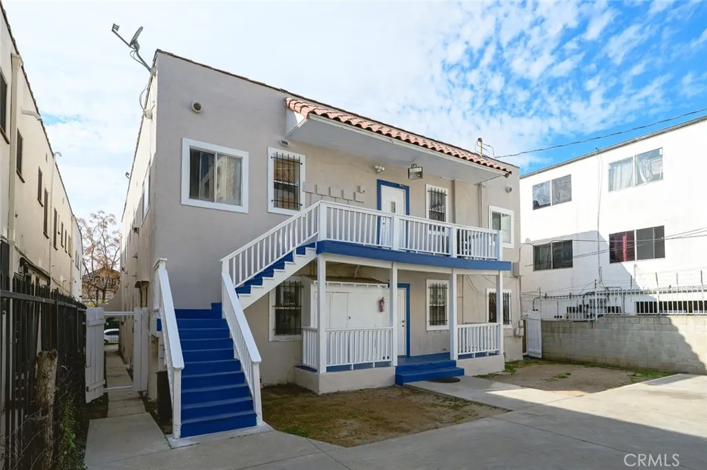 main property photo 17