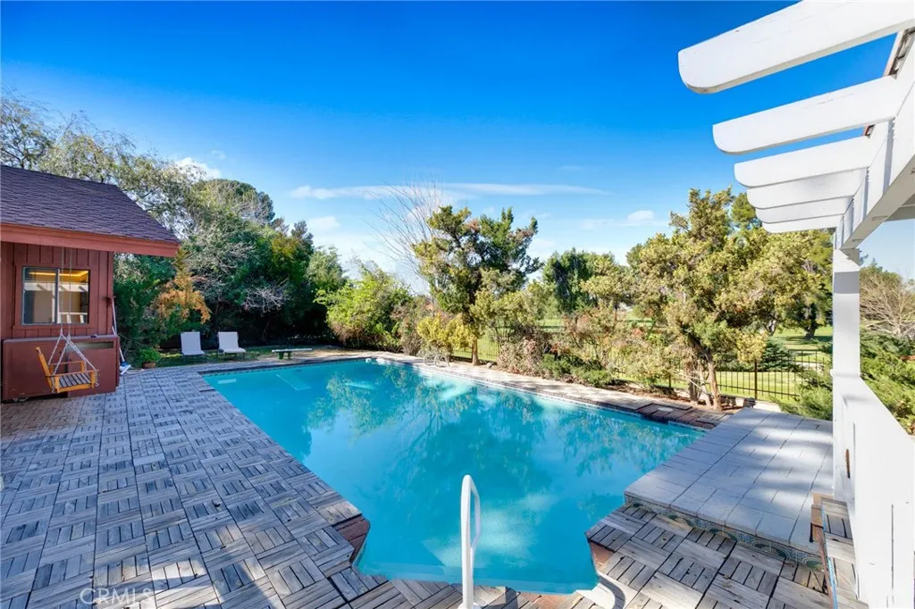 main property photo 42