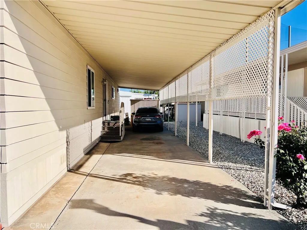 main property photo 51