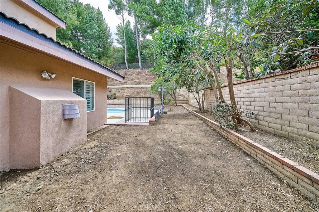 main property photo 70