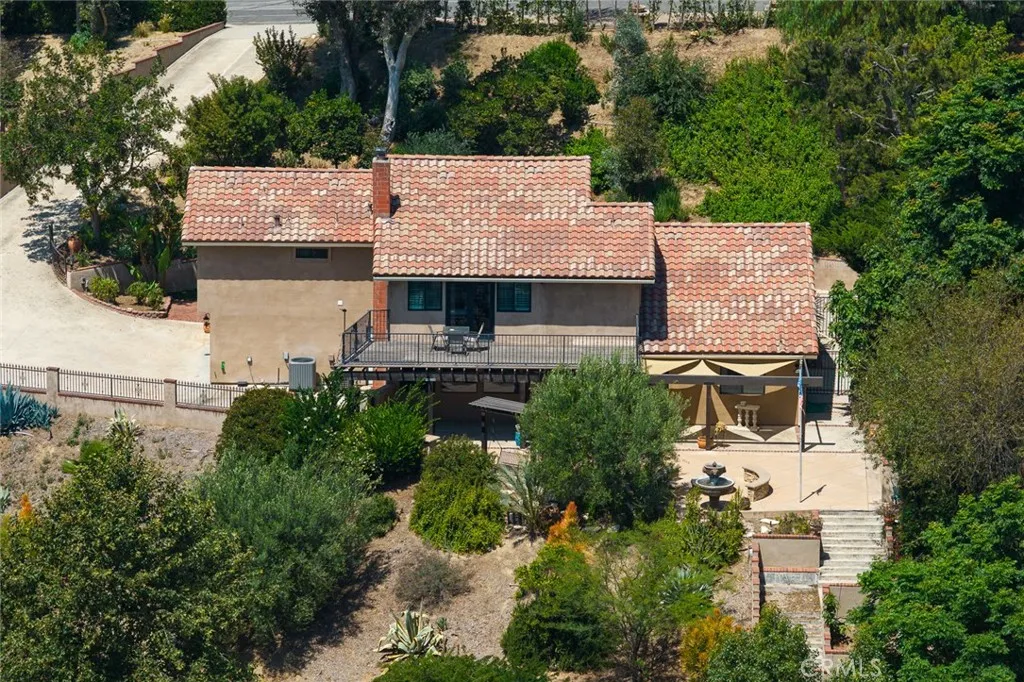main property photo 70