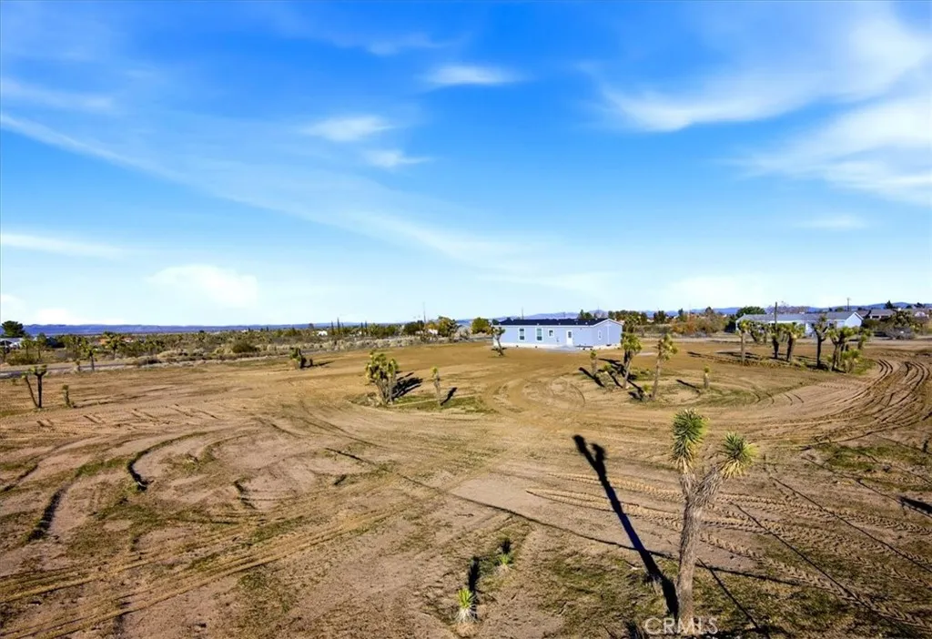 main property photo 26
